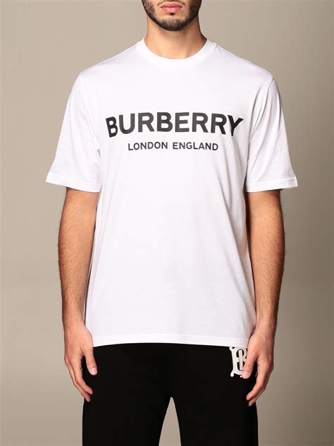 men's burberry t-shirt|burberry t shirt men price.